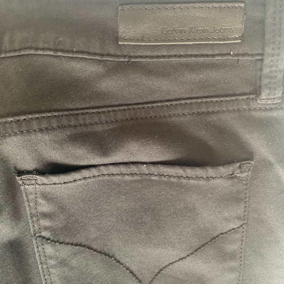 Calvin Klein Jeans Stretchy - Picture 3 of 3